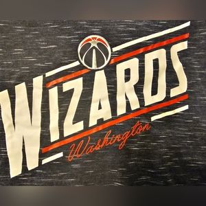 NWT Washington Wizards Women's V-neck T-shirt. Size:M